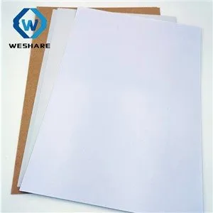 白いステッカー剥離紙